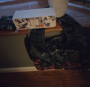 Johnny Was Dark Green Plaid Foldable  Tote & 3 Piece johnny Was Candle Set